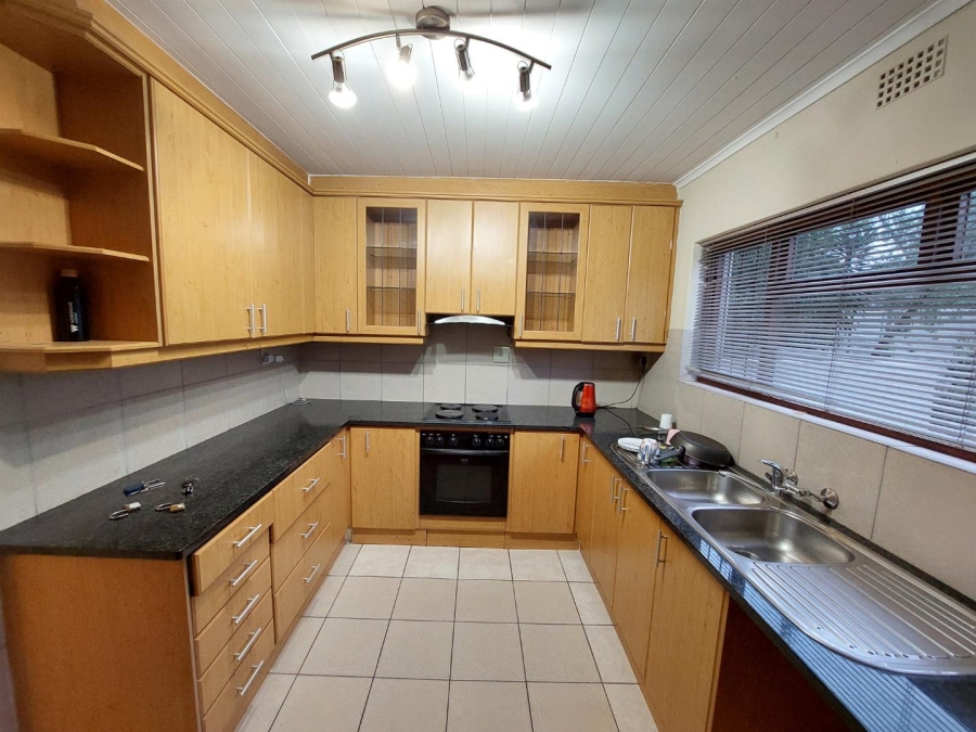 To Let 3 Bedroom Property for Rent in Bracken Heights Western Cape